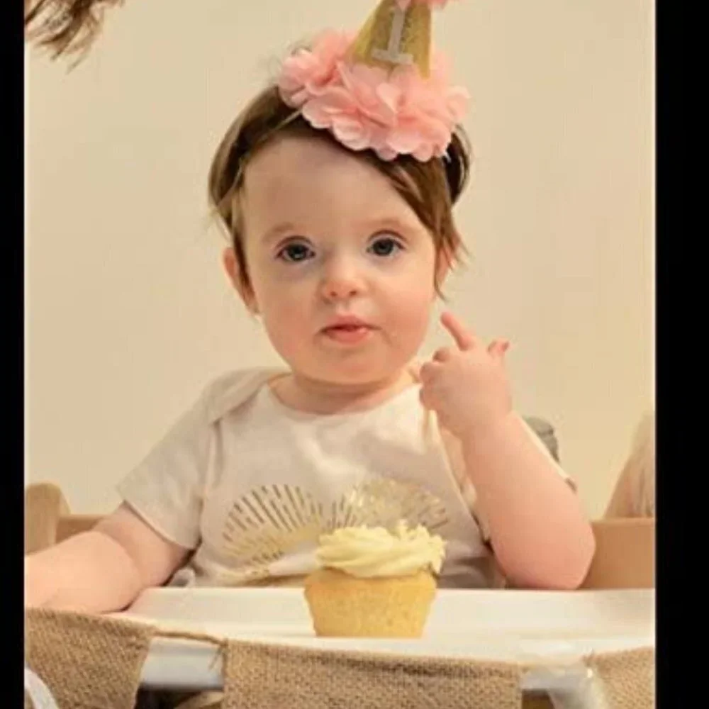 1st Birthday Hat - Pink and Gold - Picture 2 of 3